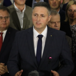 Sukobi u SDP-u: Denis Bećirović protiv imenovanja Vojina Mijatovića za federalnog ministra policije i Marina Vukoje za sudiju Ustavnog suda BiH, Nermin Nikšić od NES-a traži da odustanu od Anela Kljake, Sanja Vlaisavljević mu nesporna