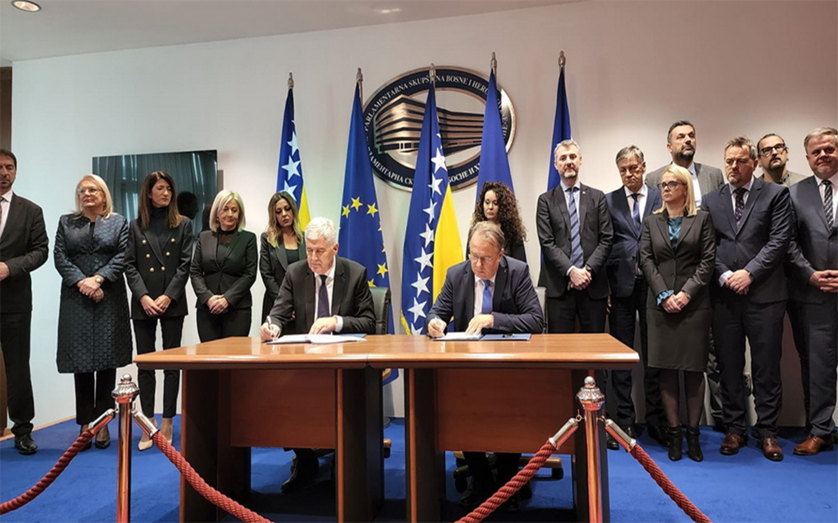 KOMENTAR Osmorka se žestoko trese
